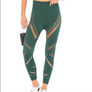 Alo yoga highwaisted radiance Legging